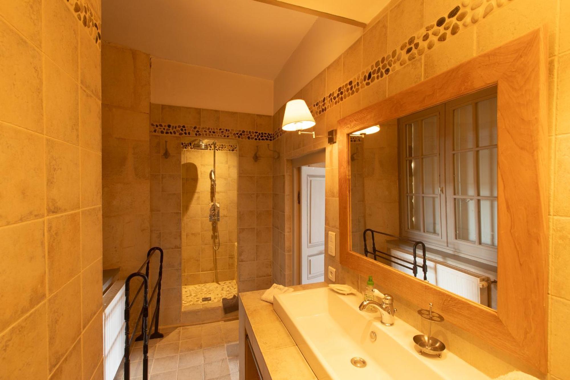 Le Clos Du Gue Pressac 外观 照片