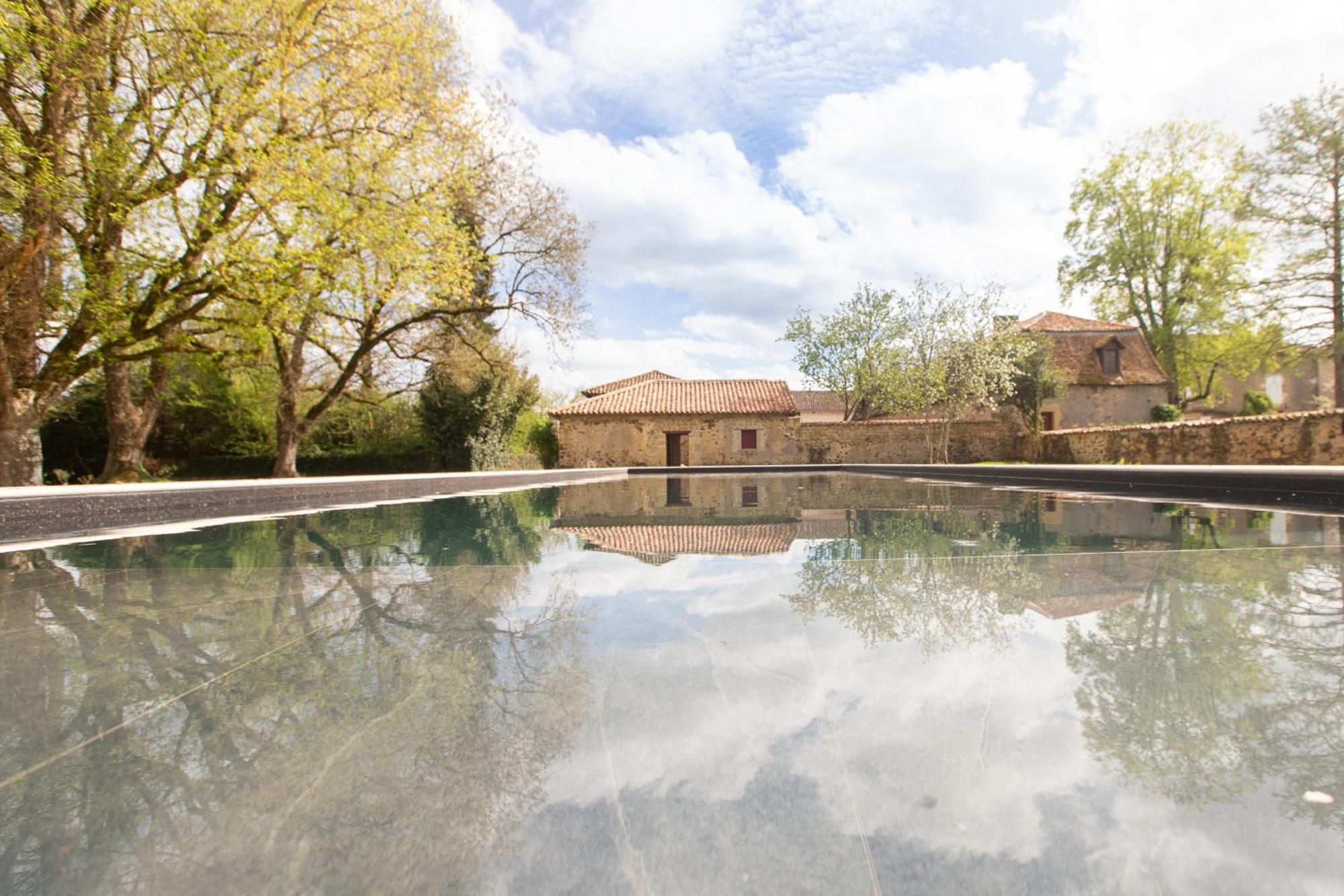 Le Clos Du Gue Pressac 外观 照片