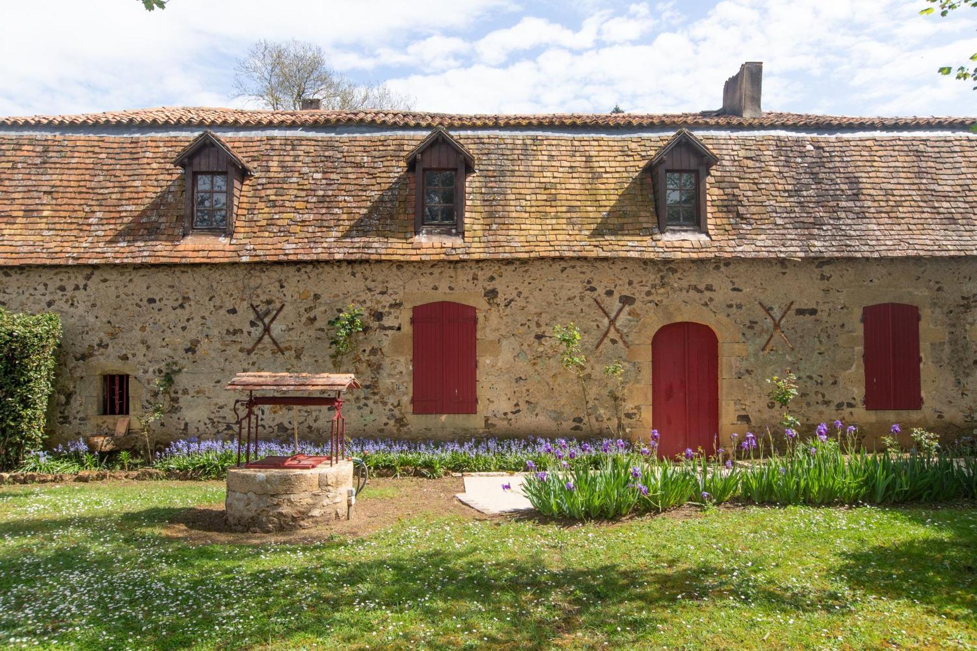 Le Clos Du Gue Pressac 外观 照片
